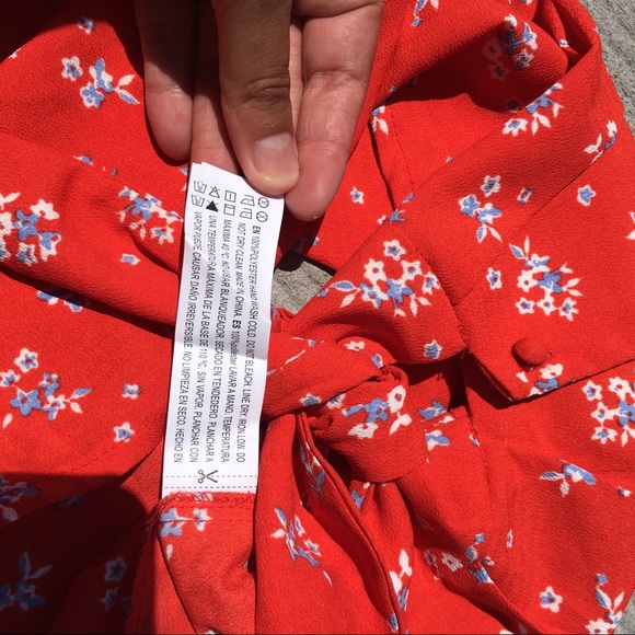 Pair of Retro/Pinup Style Tie Front Tops - Picture 9 of 9